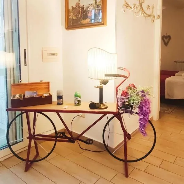 Amorevole villa con terrazza e parcheggio privato, hotel din Pozzuoli