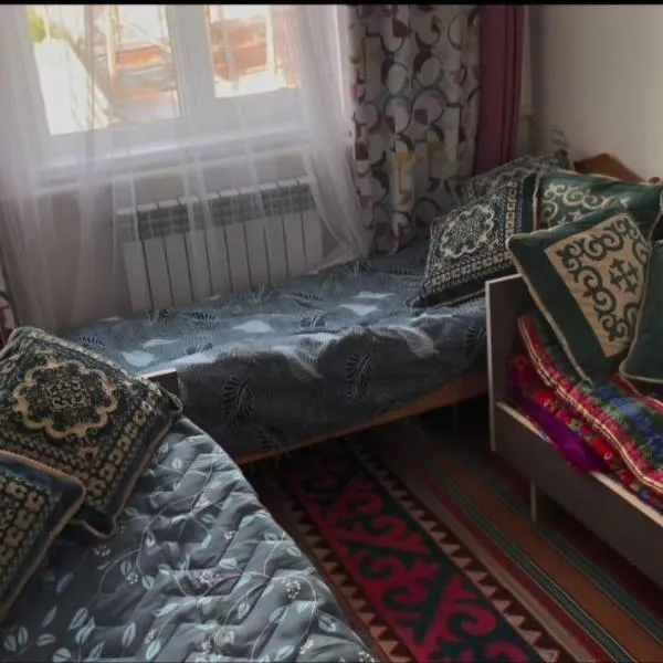 East guest house, hotel v destinaci Tegermenti