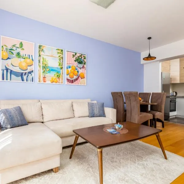 Apart hotel KATUNJANIN, Hotel in Herceg Novi