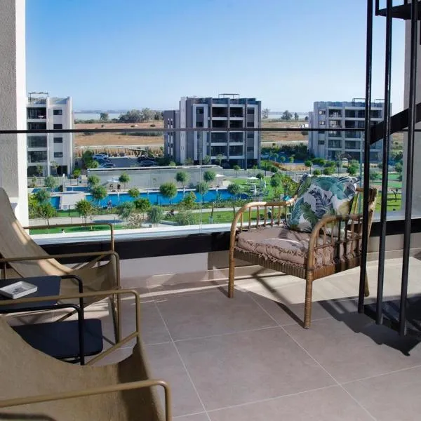 Rooftop Sunset Garden by Staycom – hotel w mieście Pamboula