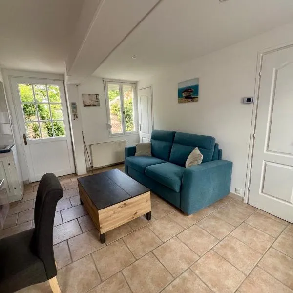 Quiet house, Cayeux-sur-Mer, Baie de Somme, hotel in Cayeux-sur-Mer