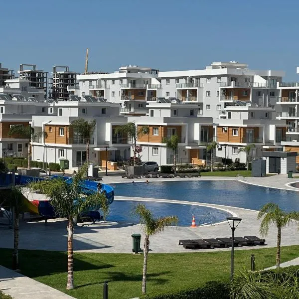 Royal Sun Elite Luxury Villa & Apartments by MyGuest Cyprus, hotel u gradu Iskele