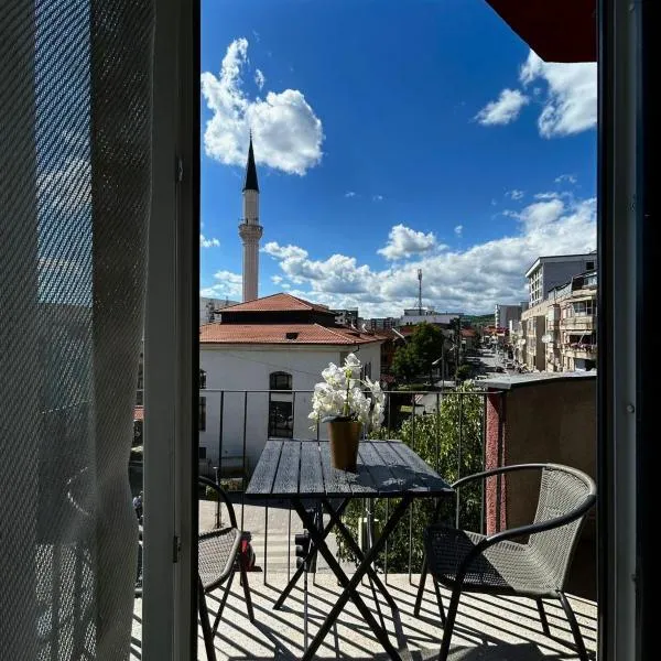 Down town Apartment, hotel v destinaci Gnjilane