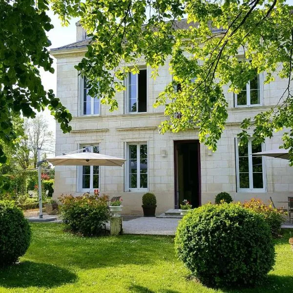 L'ESCALE DE BEL AIR Chambres d'hôtes, hotel di Gauriac