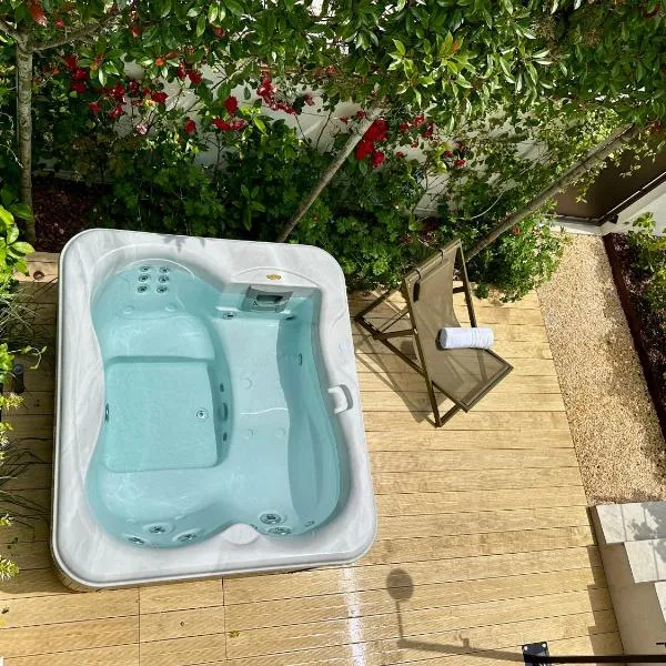 MARCHE FULL EXPERIENCE-Dimora, hotel em Porto SantʼElpidio