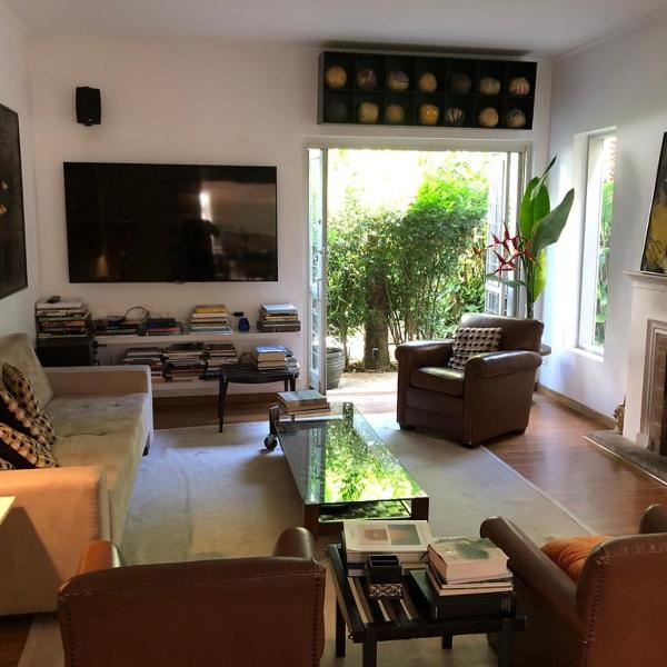 Suites com Sala e Cozinha- Jd Europa