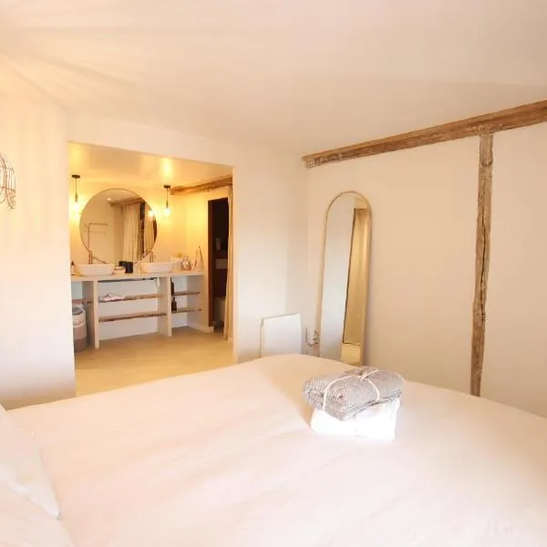 Maison Bello - La Suite Bohème, hotel em Beaupréau