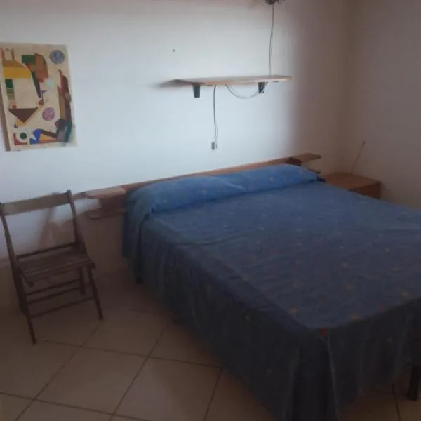 mansarda, hotel v destinácii Monte San Biagio