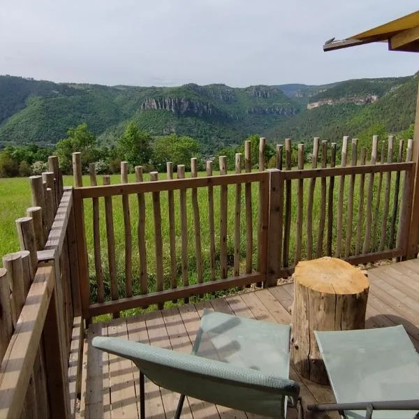 Tiny Mirador à la Ferme, ξενοδοχείο σε Tréves