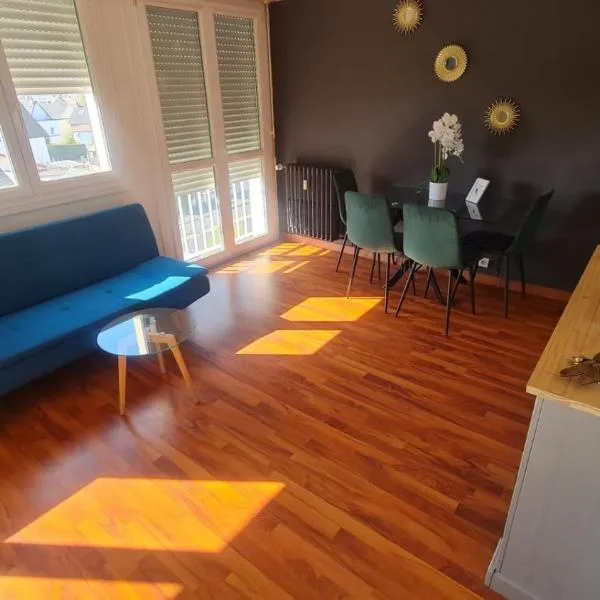Appartement à 1km de la gare de Caen et 9 Kms de la plage, hotel v destinaci Mondeville
