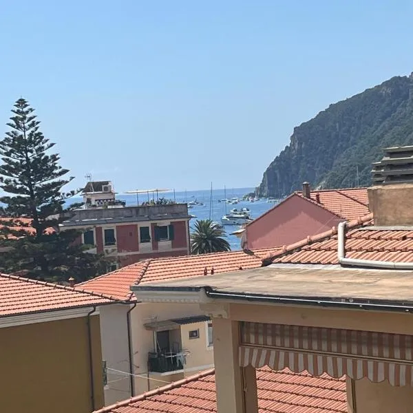 Casa di Rita - Appartamento nel centro di Riva Trigoso vicino alla spiaggia, khách sạn ở Riva Trigoso