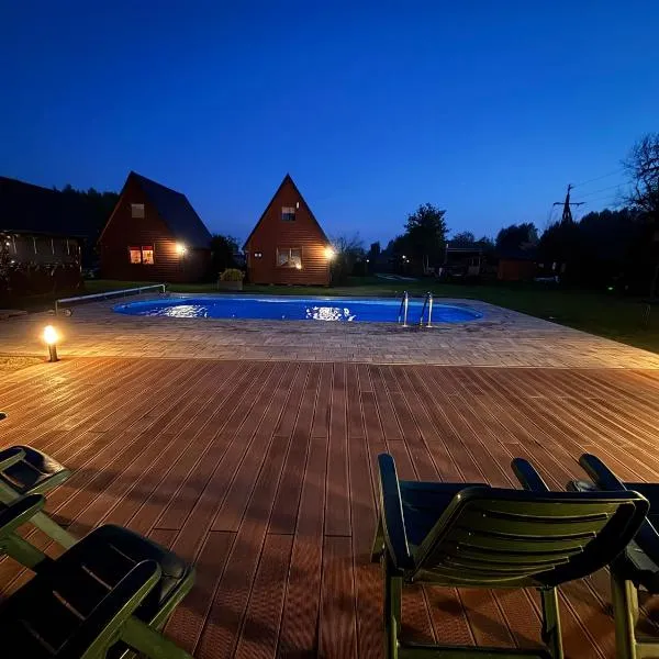 Kanzas domki z klimatyzacją i ogrzewniem., hotel v destinaci Jarosławiec