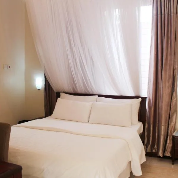 Al-Nisaa Hotel and Spa, hotell i Jinja