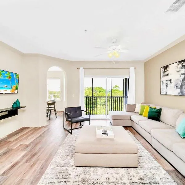 Near Disney 2BR King Queen with Hot Tub & Games room, hótel í Orlando