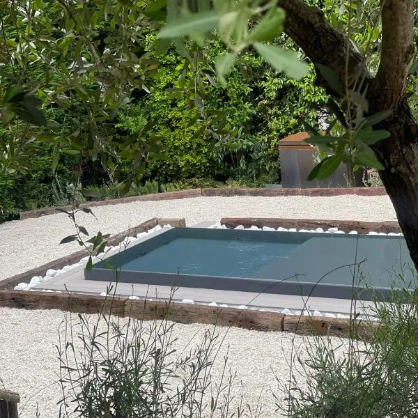 DormiVeglia B&B, hotel v destinácii Monte San Savino