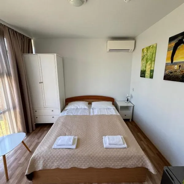 Poilsio namai, Rasytė, hotel v destinaci Nida