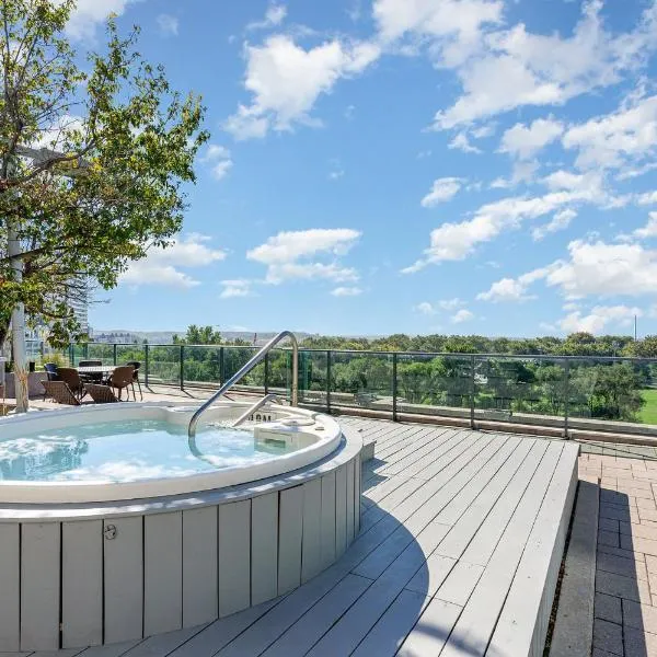 Downtown-Cozy Modern 1BR Condo - Near Lake, Parks & Transit, hotel v destinaci Toronto