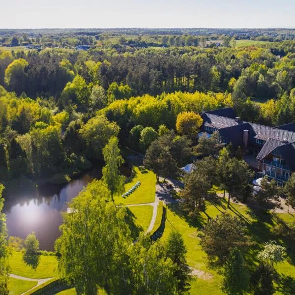 HOTEL KOZI GRÓD Pokoje i Domki na Kaszubach, hotel v destinaci Pomlewo