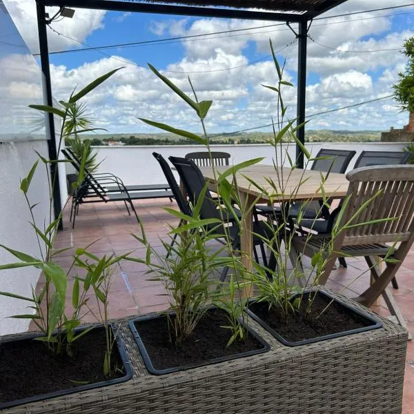 Sabores Alem Tejo 38, hotel in Montargil