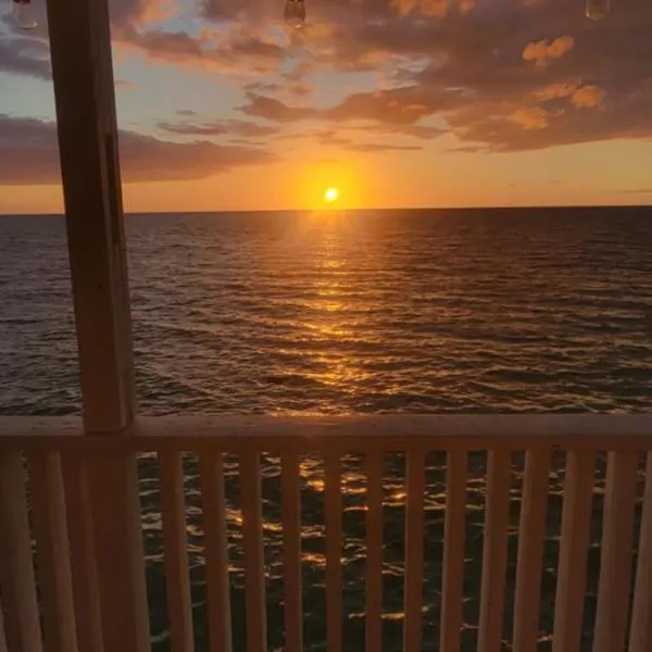 The Red Door Beach House, Buye Beach, hotel v destinaci Cabo Rojo