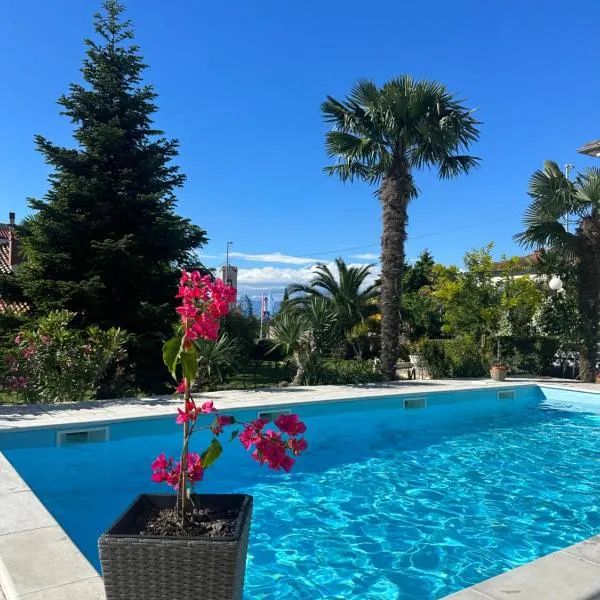 Holiday House Serenity, hotel v destinaci Malinska