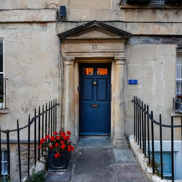 Top Floor at 13 Rivers Street, hotel en Bath