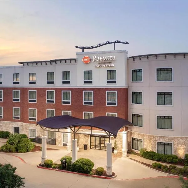 Best Western Premier Crown Chase Inn & Suites, hotel v destinaci Denton