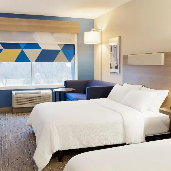 Holiday Inn Express Hotel & Suites Drums-Hazelton by IHG, hotel in Drums