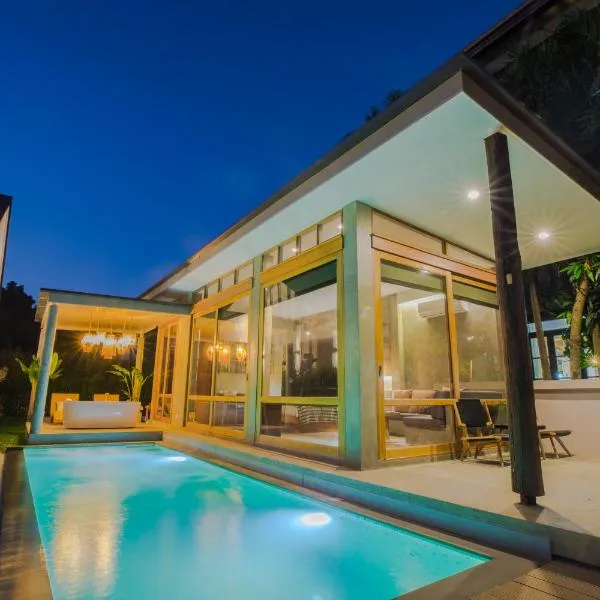 NANDAKWANG Boutique Pool Villa, private pool and jacuzzi, hotel in Chiang Mai