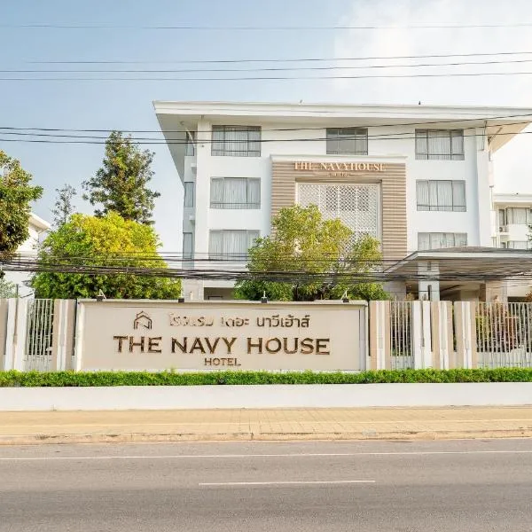 THE NAVY HOUSE HOTEL, hotel v destinaci Sattahip