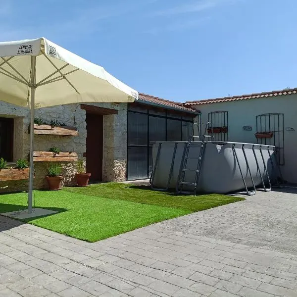 Casa Rural La Vega Fría, hotel v destinaci Vegafría