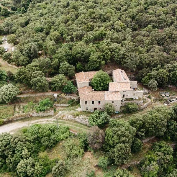 Le Puech, chambre d'hôtes en Cévennes, hotel v destinaci Saint-André-de-Majencoules