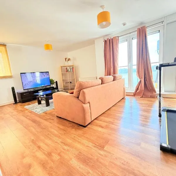 Luxury 2Bed Room Riverview Apartment, hotel i Greenwich