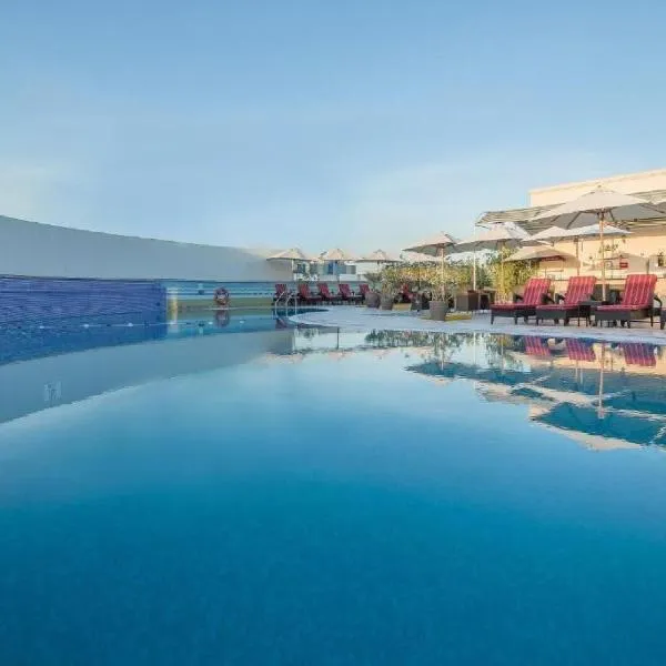 Dancenter Luxury Holiday International Dubai, hotel v Dubaji