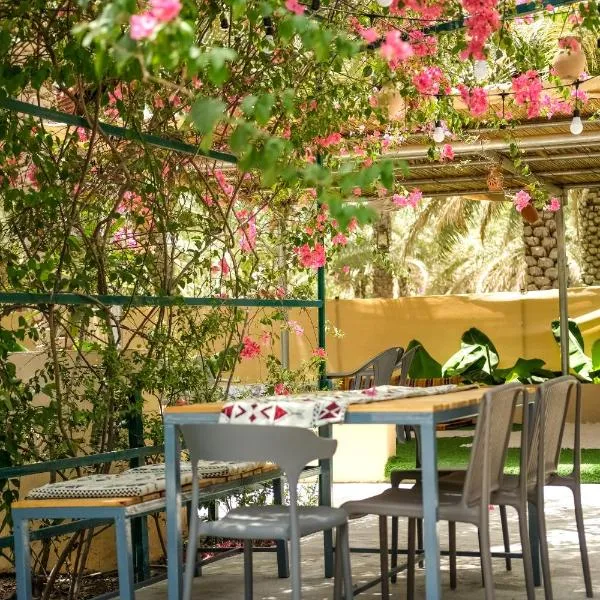Nature House, hotel v destinaci Al Hamra