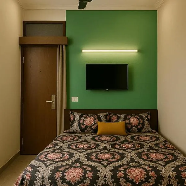 Ayodhya에 위치한 호텔 radhe ji homestay AC or non ac