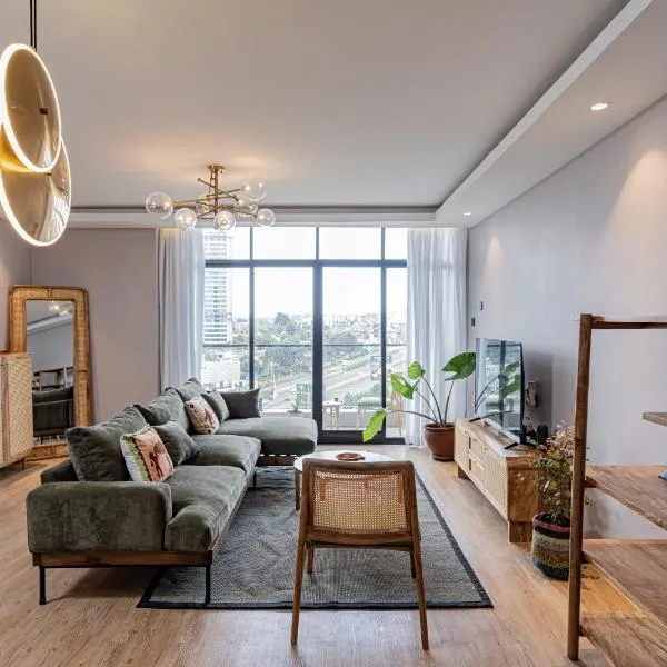 Volaire Luxury 2-Bedroom, Rooftop Swimming Pool, Gym, Workspace - Wonderiss Homes Westlands Living, hotel in Nairobi