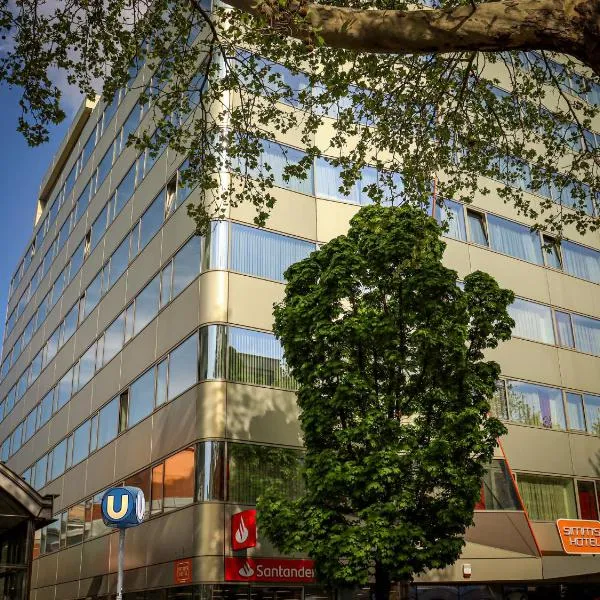Simm's Hotel - cityhotel next to Metro U3, hotel ve Vídni