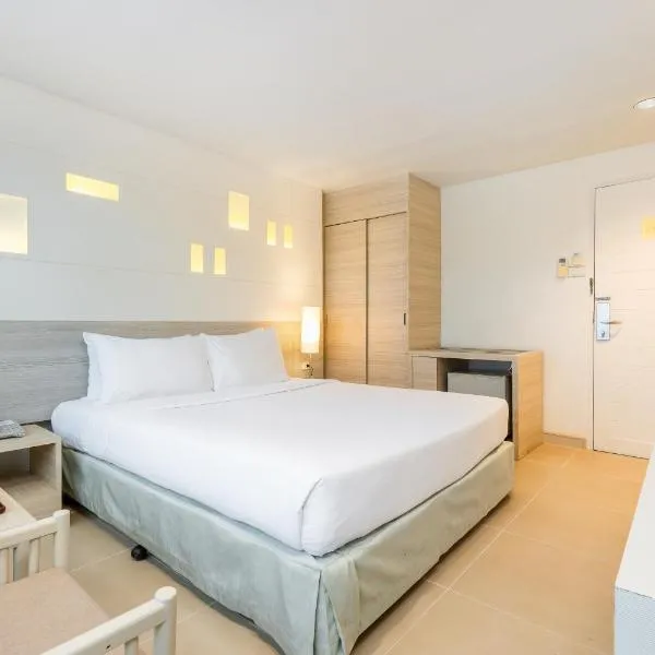 Sunshine Hotel & Residences, hotelli kohteessa Keski-Pattaya