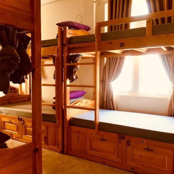Dalat Peace Backpackers Hostel, hotel in Da Lat