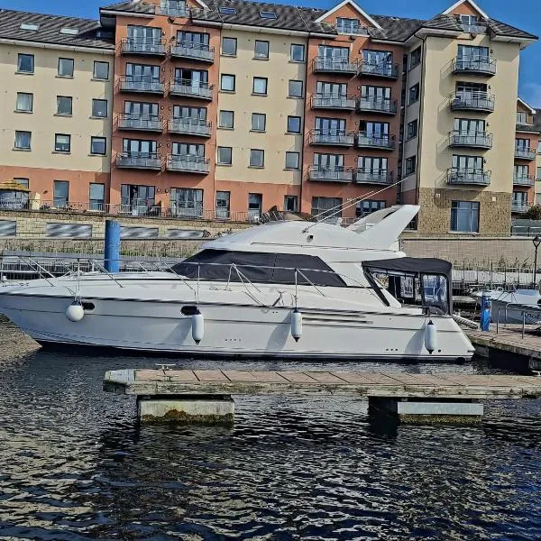 Shannon River Ecape in the center of Athlone, hotel v destinaci Athlone