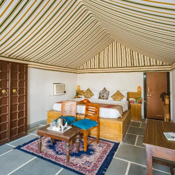 Sky Desert Safari Camp Jaisalmer, hotel v destinaci Džaisalmér