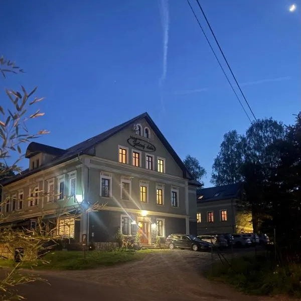 Hotel Zelený dům, hotel a Dolní Poustevna