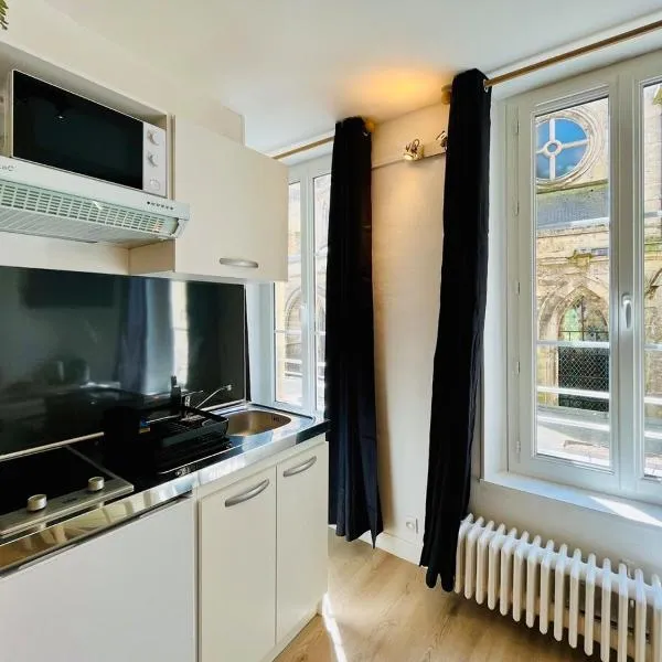 Le Petit Guillaume, hotel v Caen