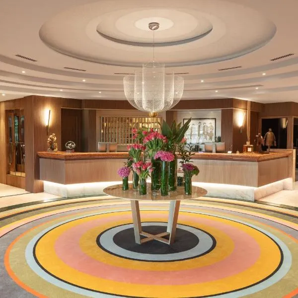 Hotel Leonardo da Vinci, hotel v destinaci Erba