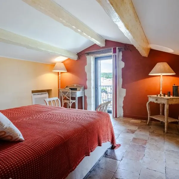 La Belle Vie, hotel em Saint-Hilaire-dʼOzilhan