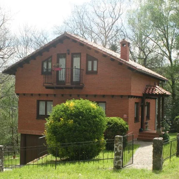 Casa de Robles Cantabria, en el corazón de los Valles Pasiegos, hótel í Sel de la Carrera