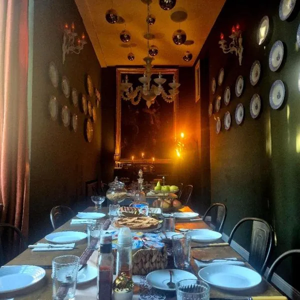Repubblica Di Oz Rooms, hotel v destinaci Varese