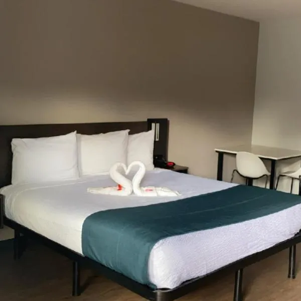 Studio 6 Corona, CA West, hotel in Corona