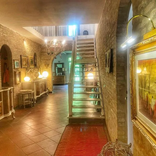 A Casa di Maica، فندق في فيرّارا